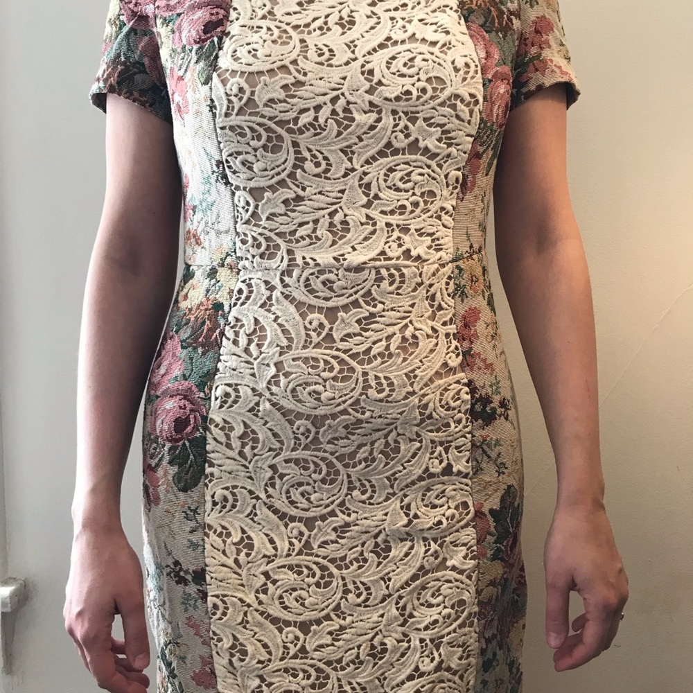 Dress - Picture 4 of 4